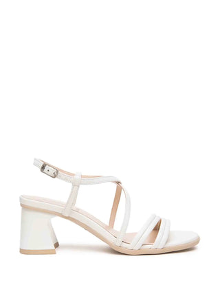 WOMEN'S SANDAL - NERO GIARDINI WHITE - E615740D